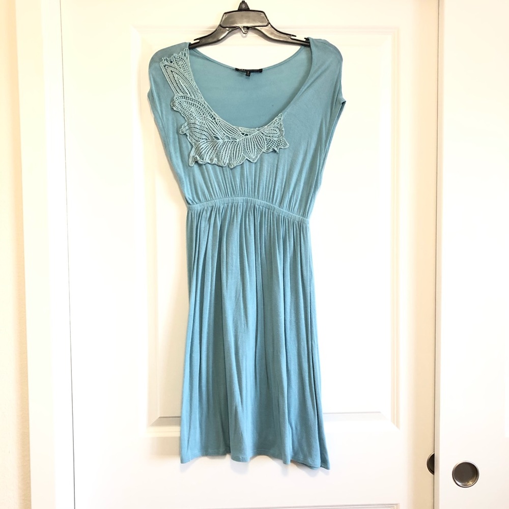 ☀️SALE! Flowy embroidered dress